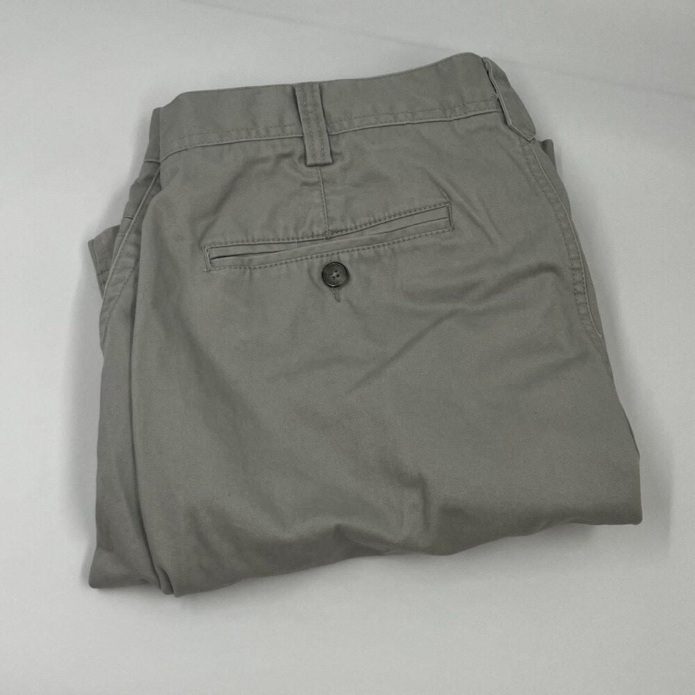 Tori‎ Richard Men's 38 Grey Flat Front Chino Shorts